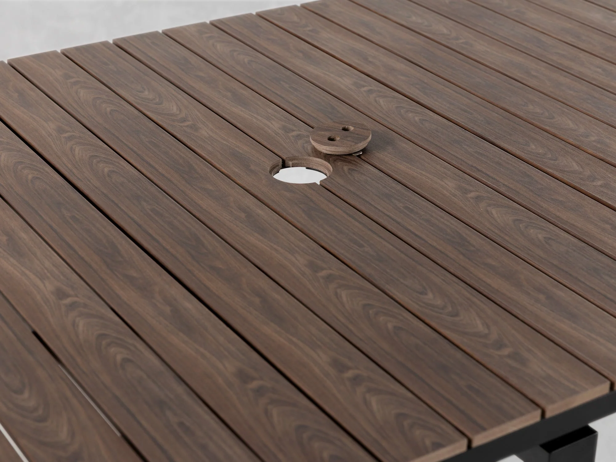 Outdoor Dining Set - The Family - Image 31